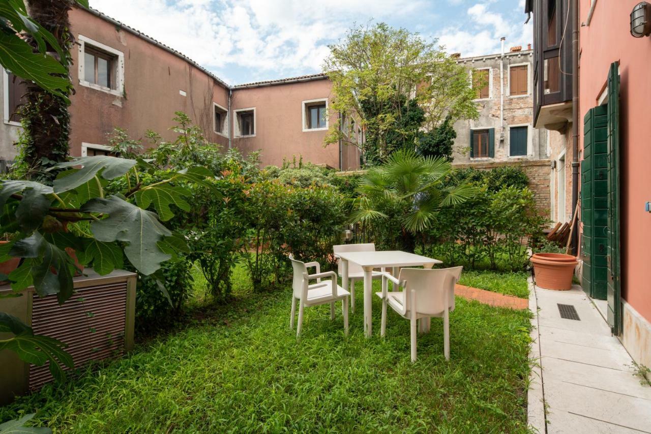 Garden Apartment Венеция Экстерьер фото